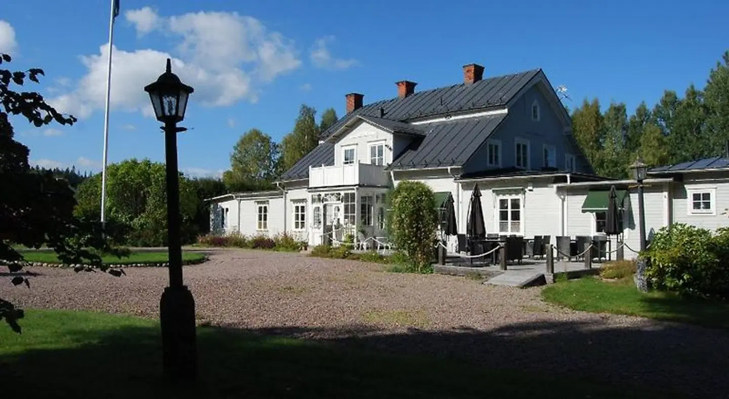 Wanbo Herrgård EXTERIOR