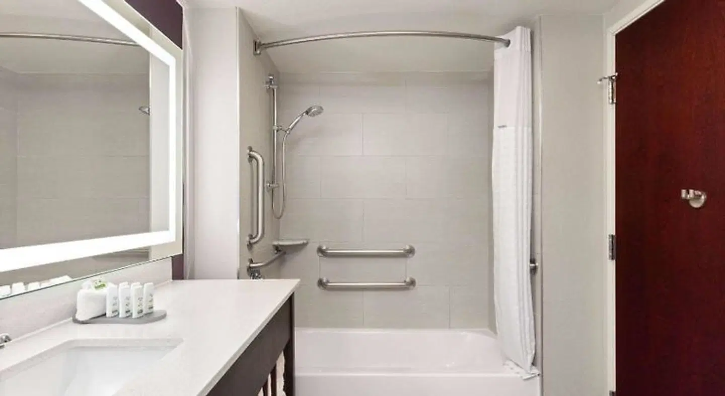 La Quinta Inn & Suites by Wyndham Williams-Grand Canyon Area Badezimmer