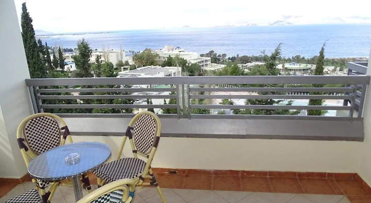Kipriotis Aqualand Hotel Terrasse