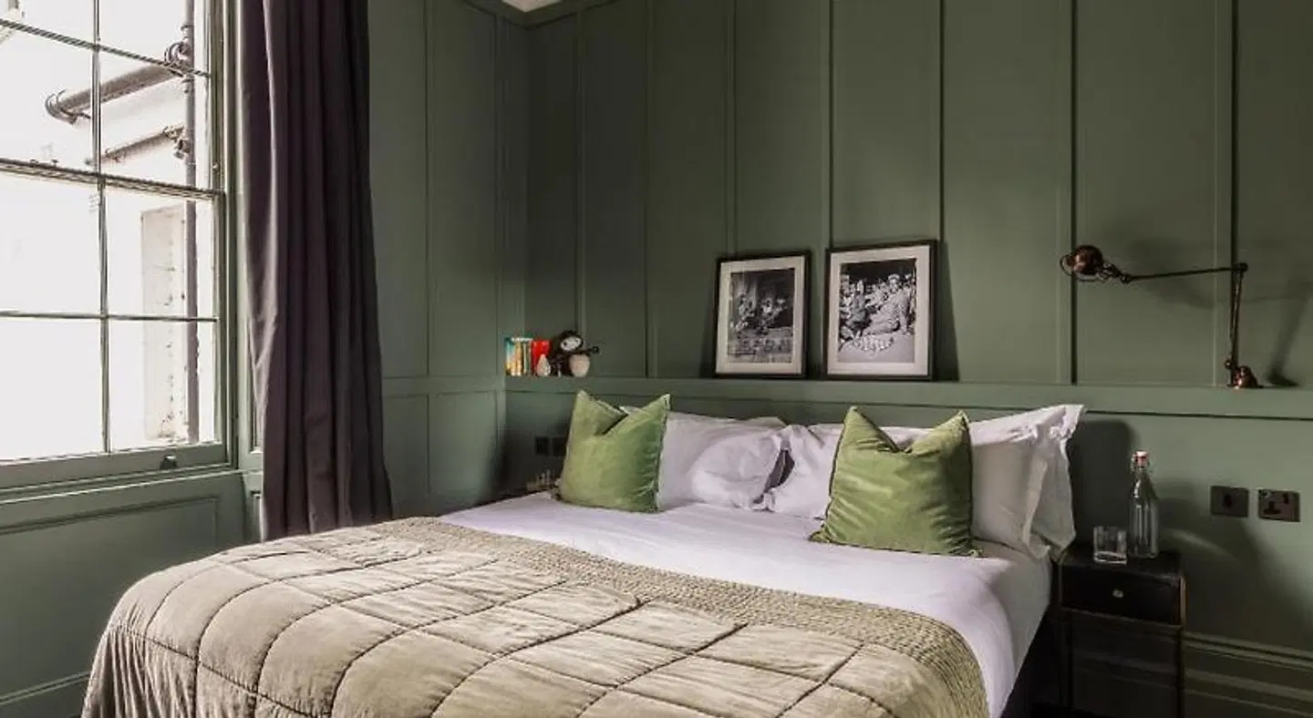 The George Hotel ROOM_EXAMPLE