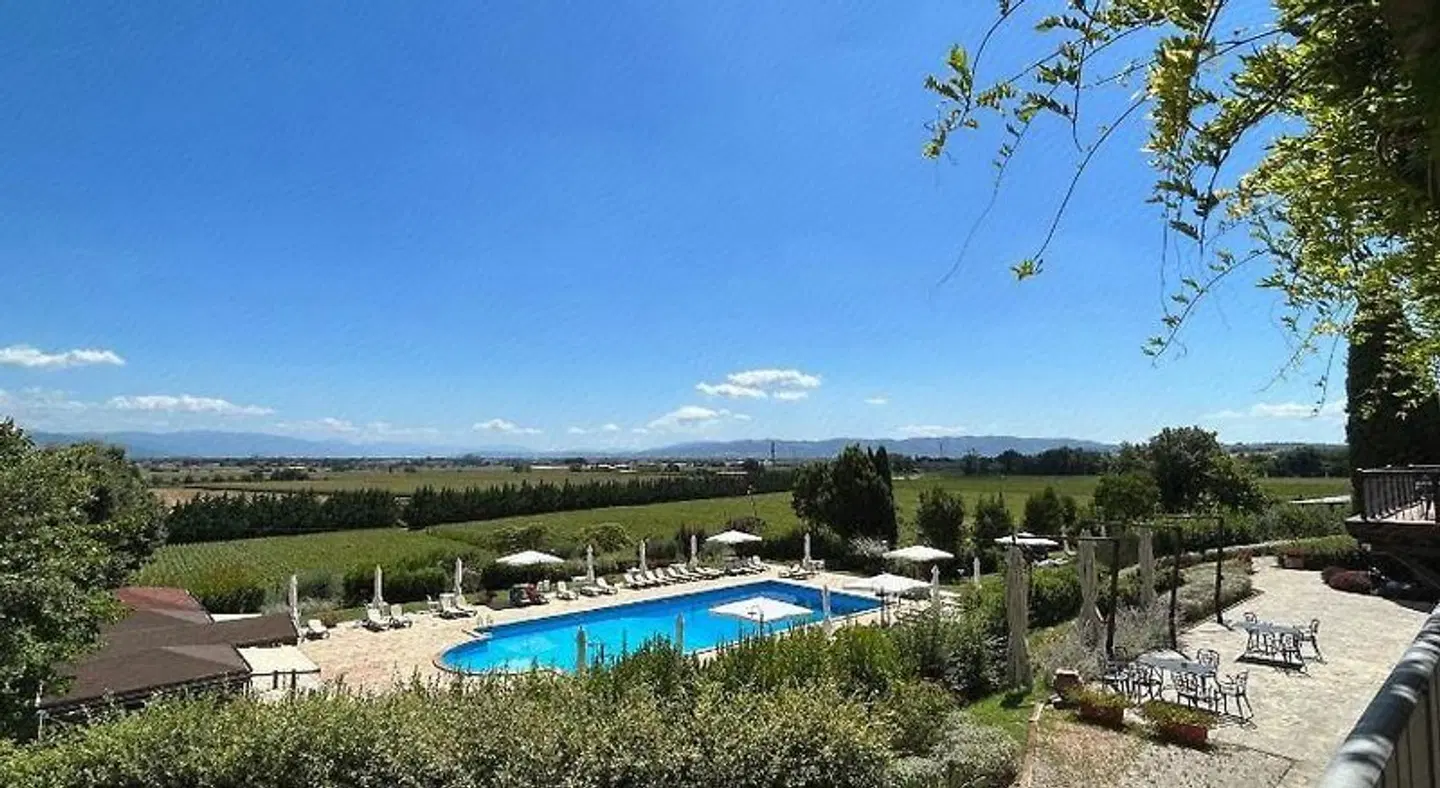 Ripa Relais Colle Del Sole OUTDOOR_POOL