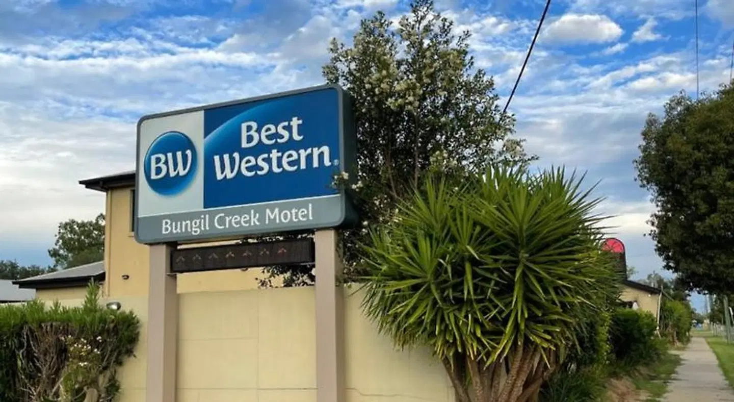 Best Western Bungil Creek Motel EXTERIOR