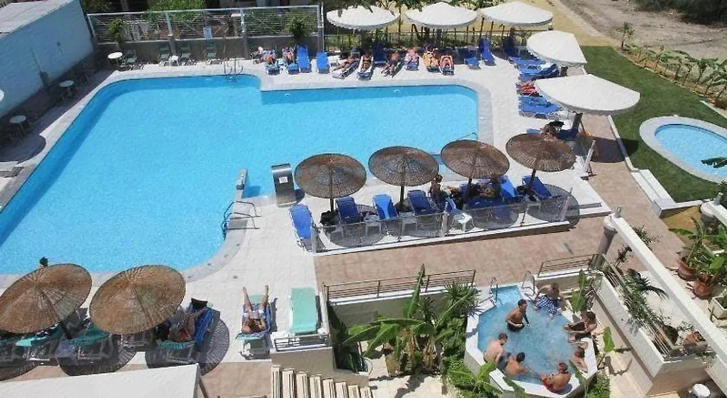 Astron OUTDOOR_POOL