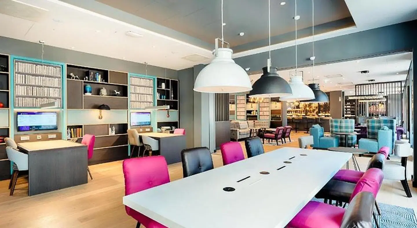 Premier Inn Darmstadt City Centre LOUNGE_LOBBY