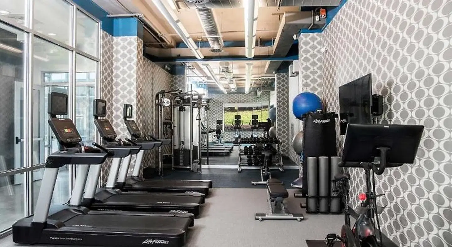 Aloft by Marriott Charlotte Ballantyne SPORTS_AND_LEISURE
