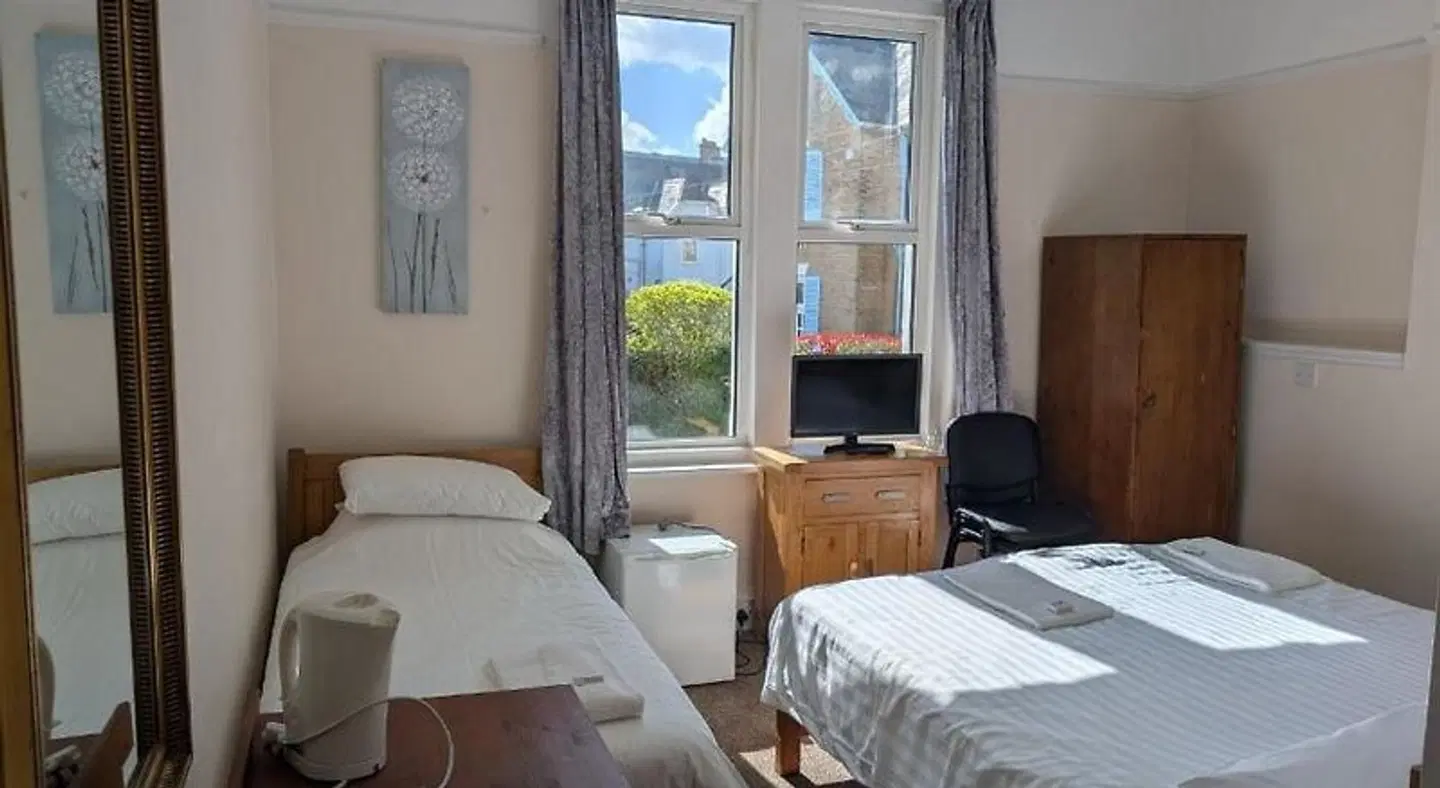 The Dolphins Hotel - Guest house ROOM_EXAMPLE