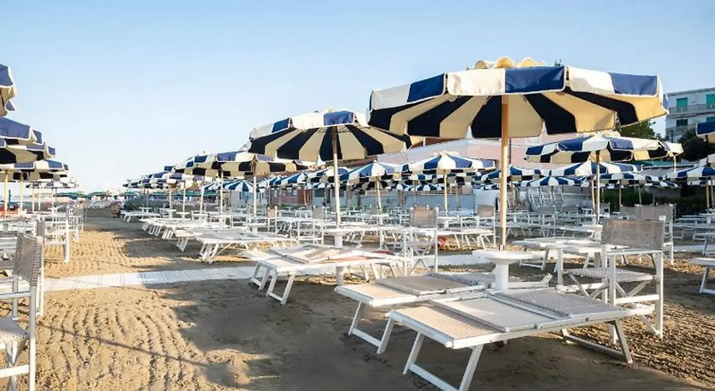 Ausonia Strand
