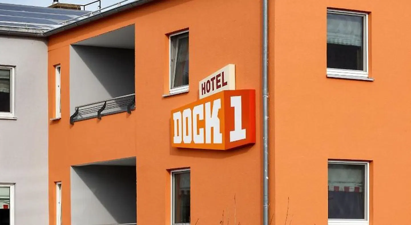 Dock1 EXTERIOR