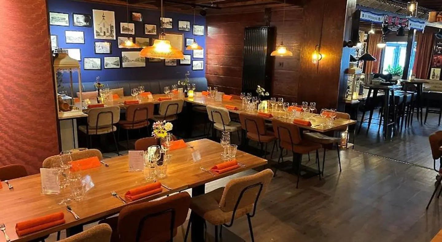 HCR de Kroon Bar