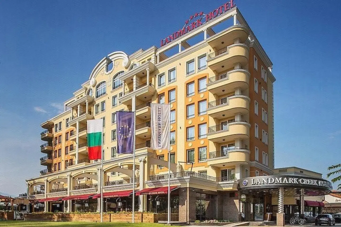 Landmark Creek Hotel & Spa EXTERIOR