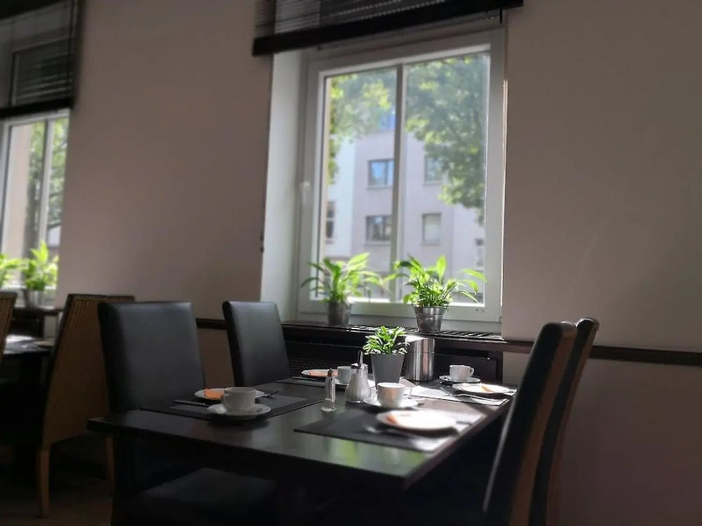 sevenDays Hotel BoardingHouse Restaurant