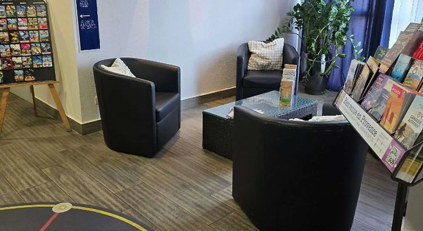 ibis budget Aix en Provence les Milles Terrasse