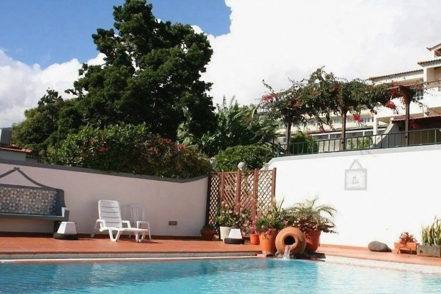 Apartamentos Quinta Mae dos Homens OUTDOOR_POOL