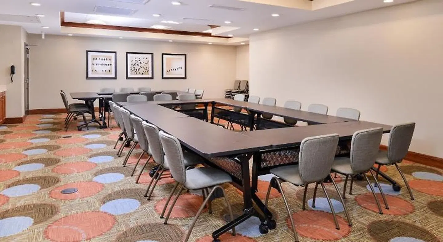 Staybridge Suites Rochester by IHG Konferenz
