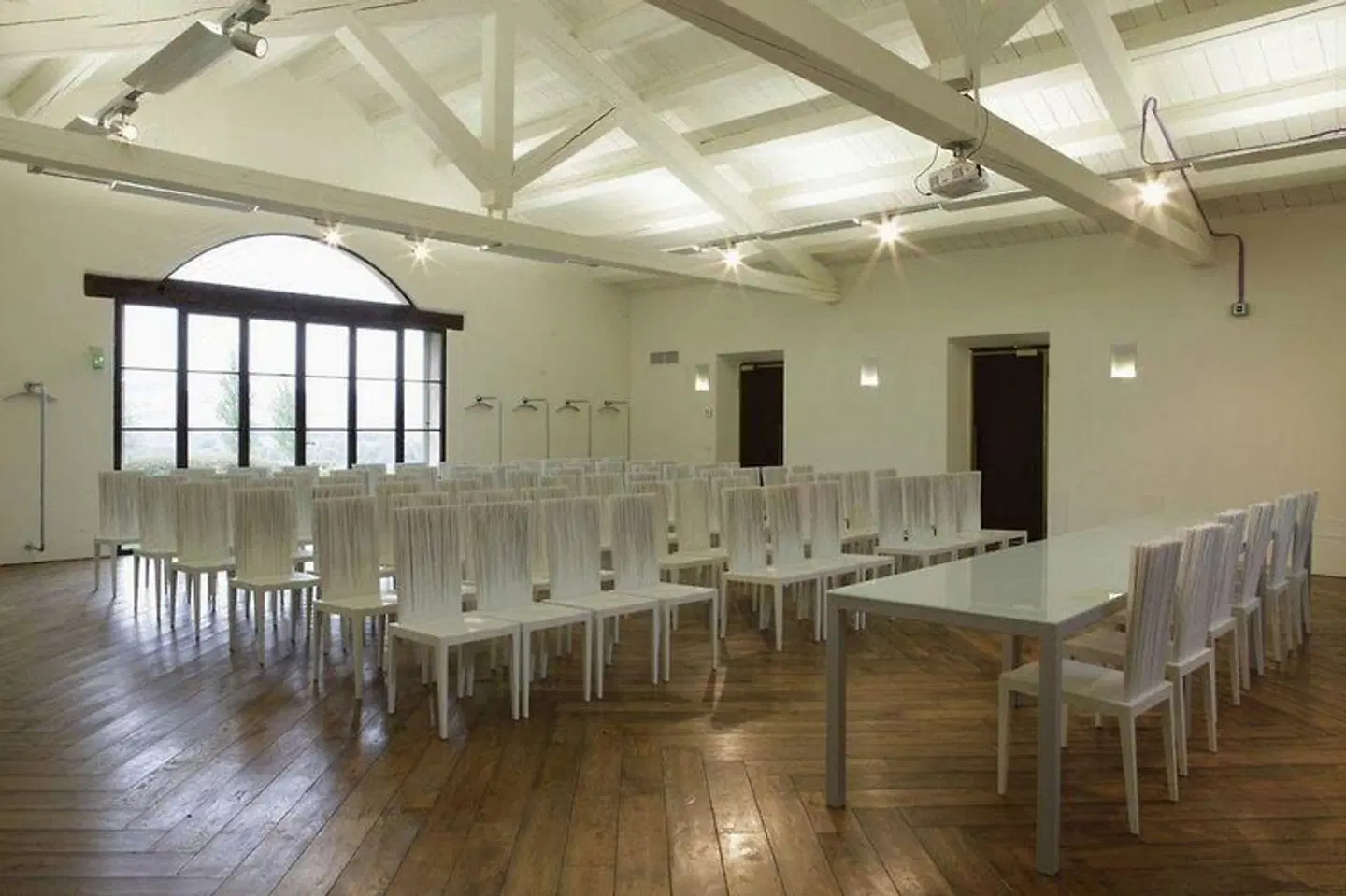 Tenuta Santi Giacomo e Filippo Konferenz