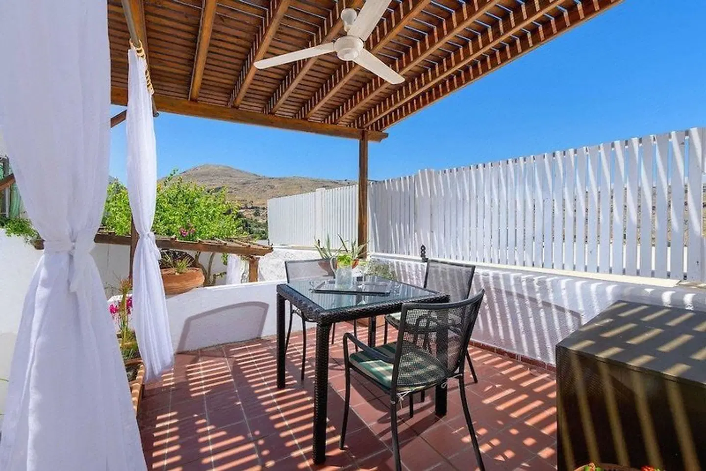 Maris Lindos, Suites and Apartments Terrasse
