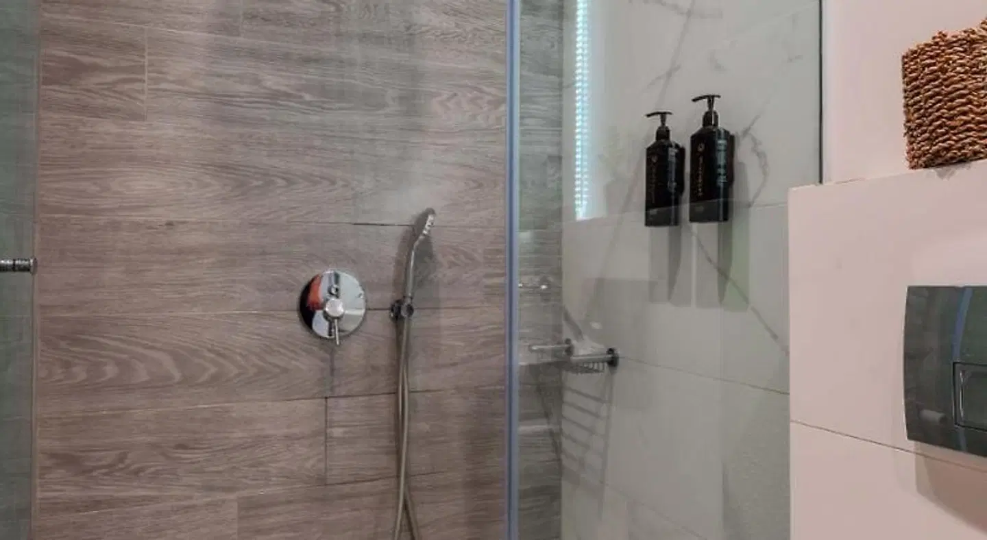 Metsikas Residence Badezimmer