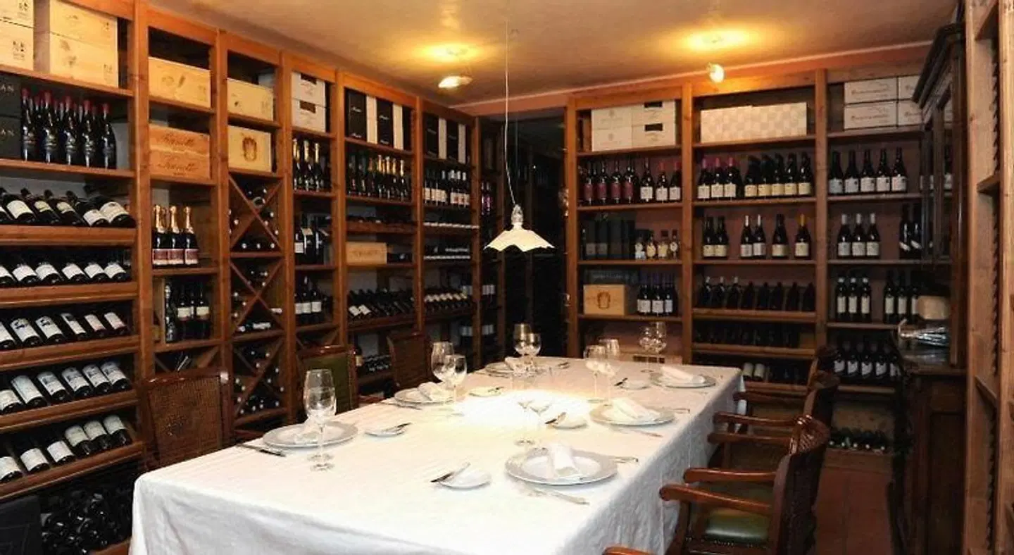 Milan Restaurant