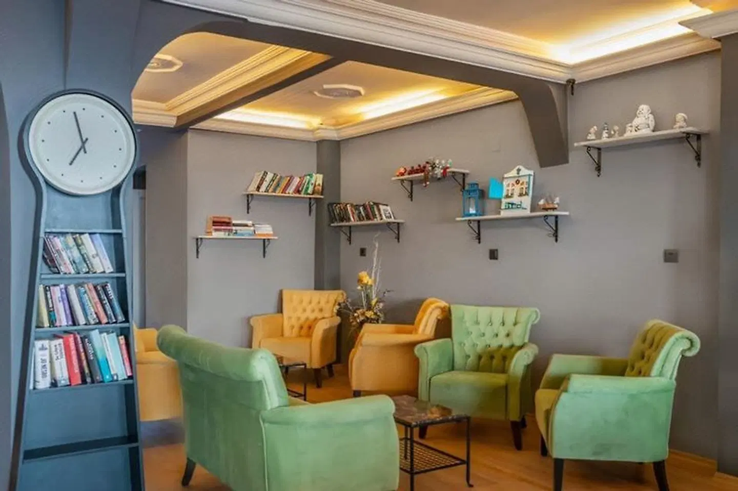 Yasemin Hotel Bar
