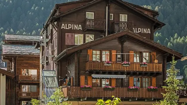Alpina EXTERIOR