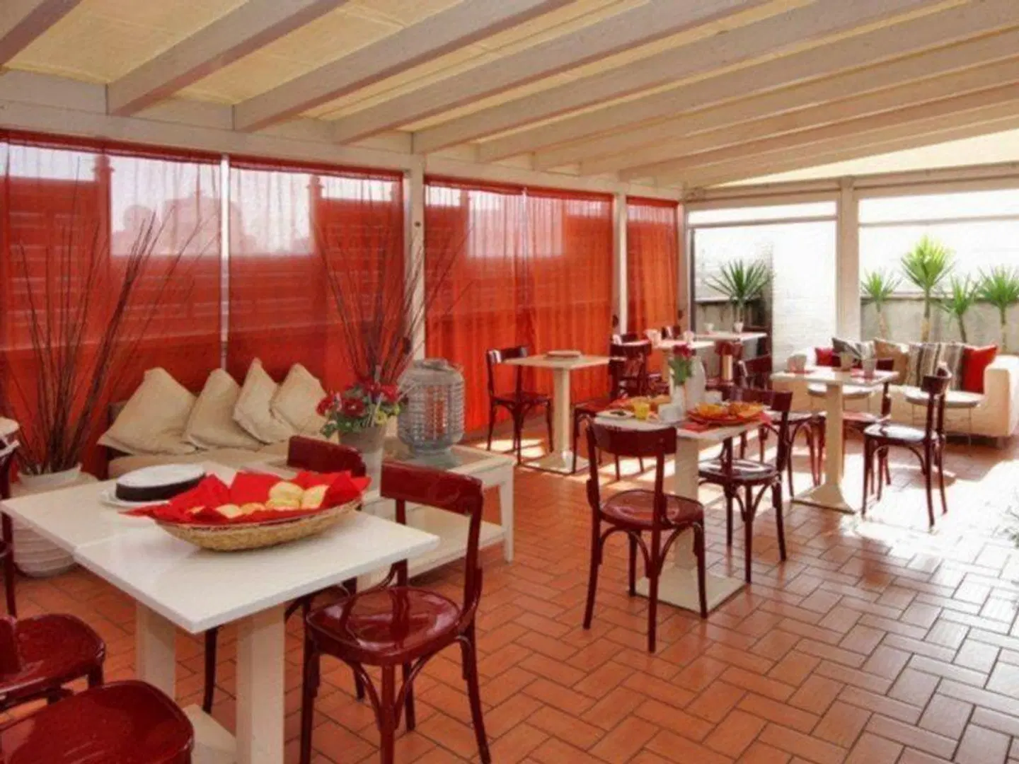 City Guest House Restaurant