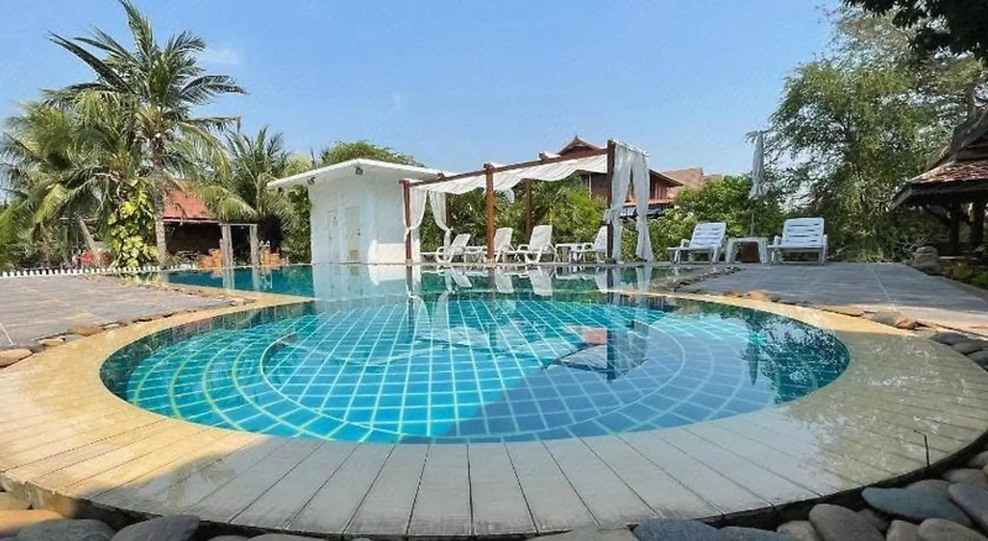 Baan Thai House OUTDOOR_POOL
