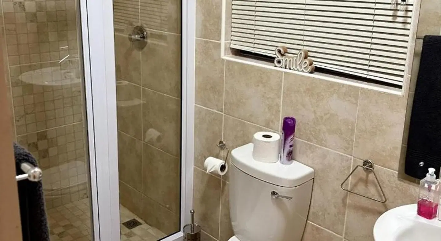 The Suburban Guest House Badezimmer