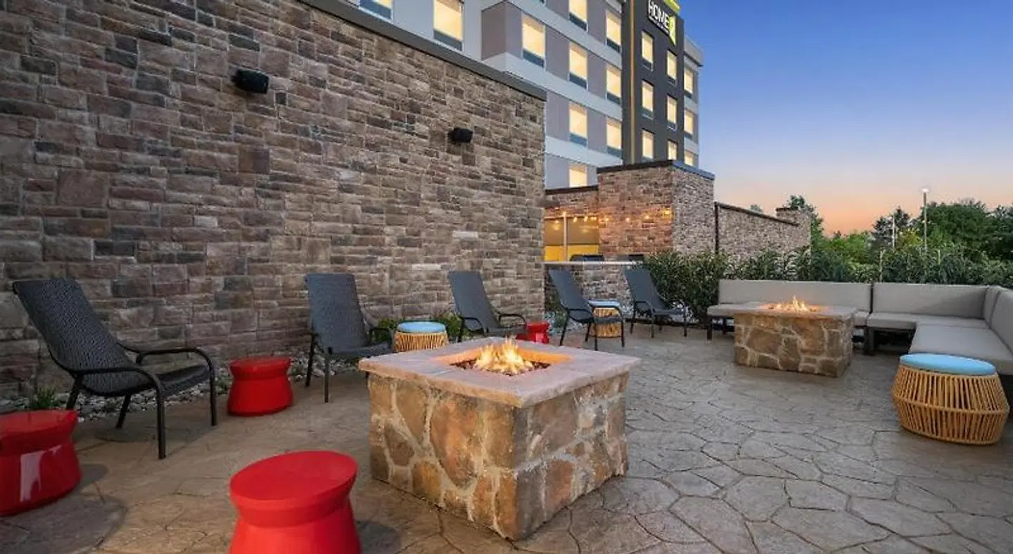 Home2 Suites By Hilton Burlington Terrasse