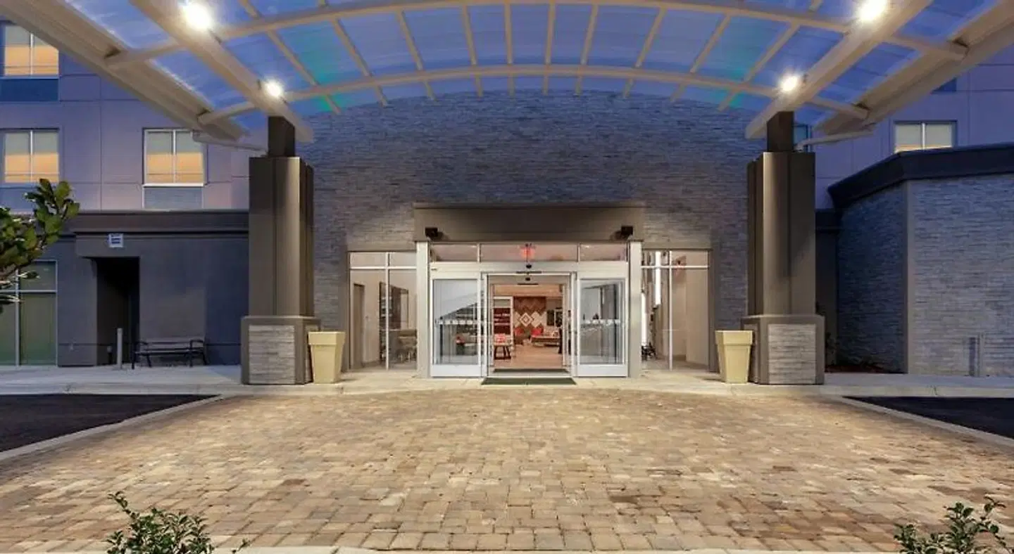 Holiday Inn Tallahassee E Capitol - Univ by IHG EXTERIOR
