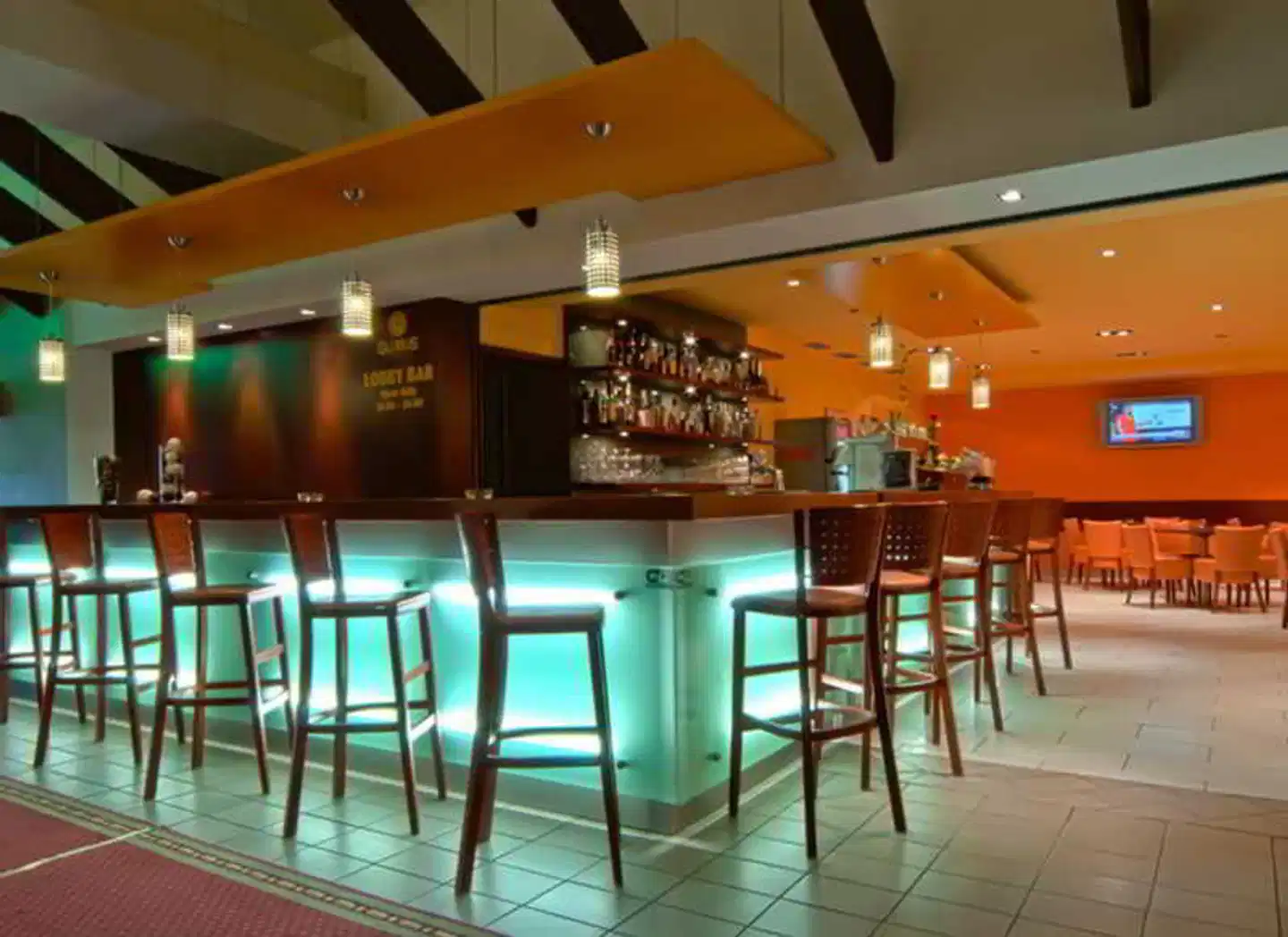 Globus Bar