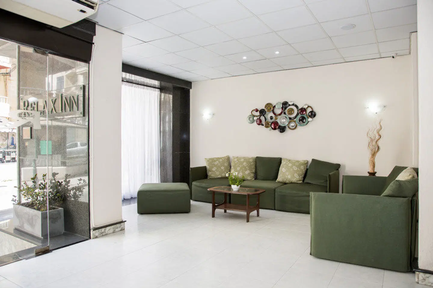 Relax Inn ROOM_EXAMPLE