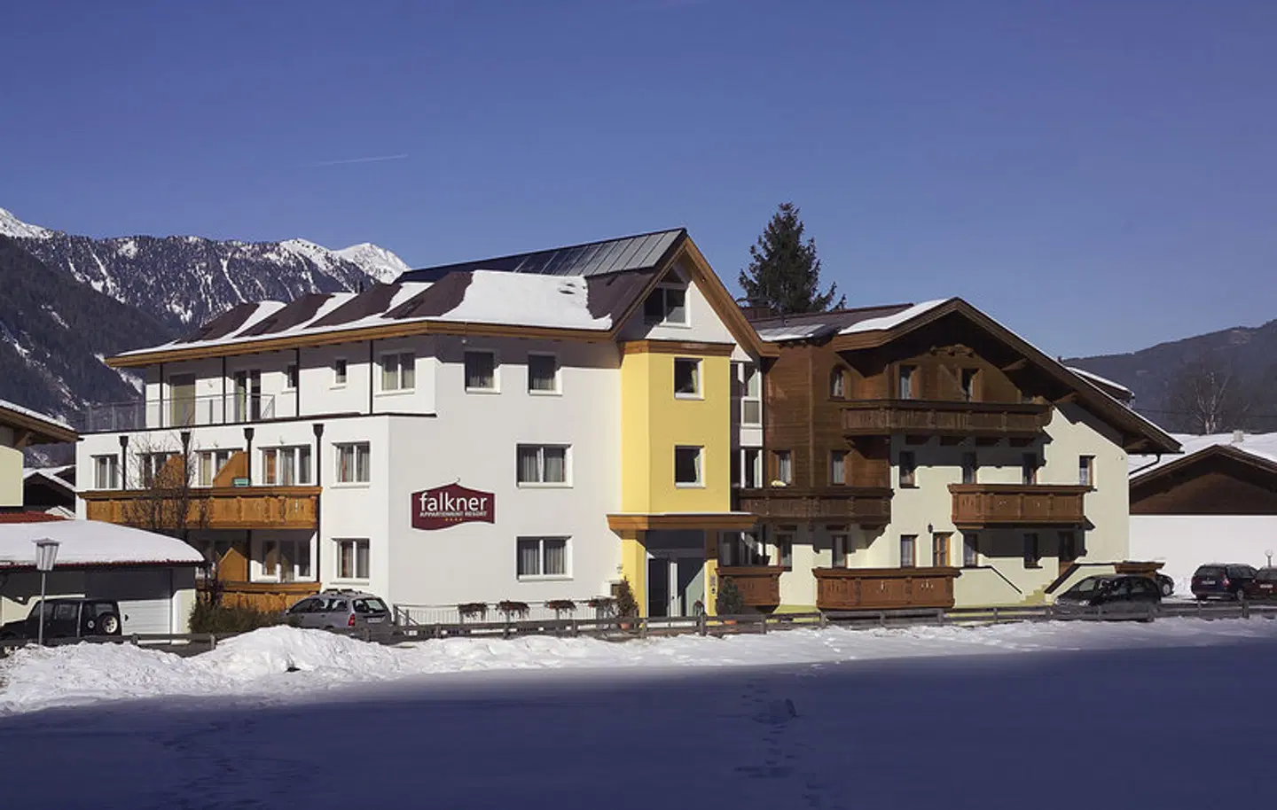 Appartement Resort Falkner EXTERIOR