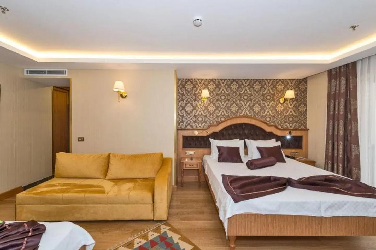 Aprilis Gold Hotel ROOM_EXAMPLE