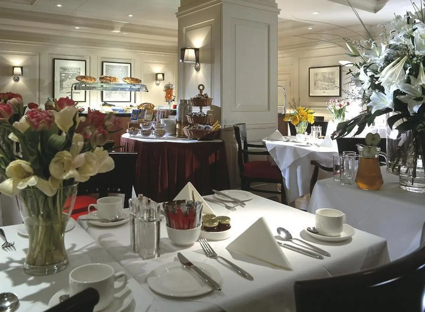 LONDON BRIDGE HOTEL Restaurant