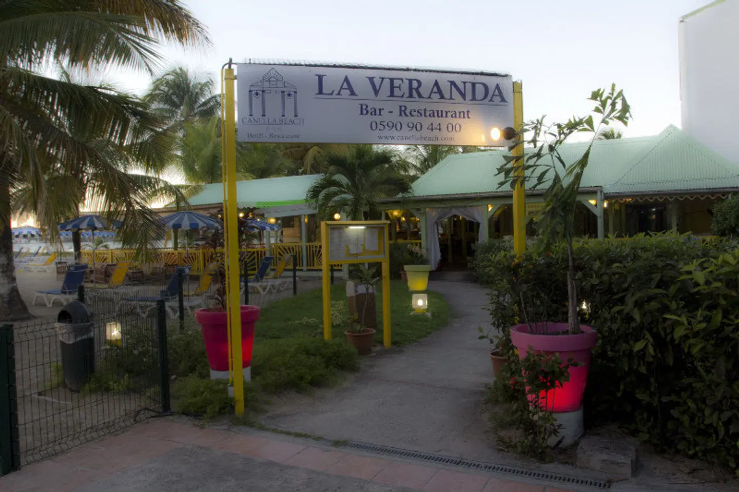 Canella Beach Hotel EXTERIOR