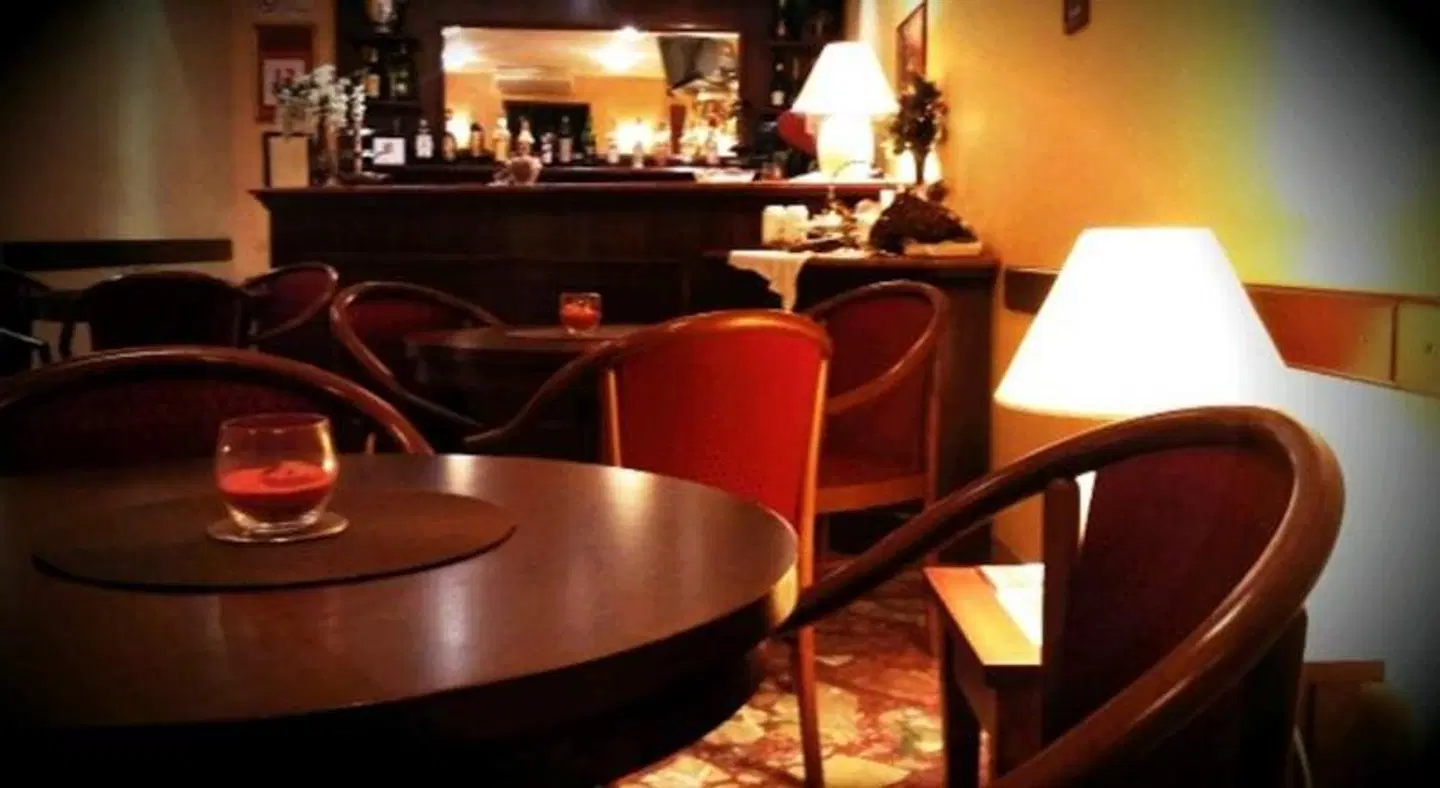 Posta Bar