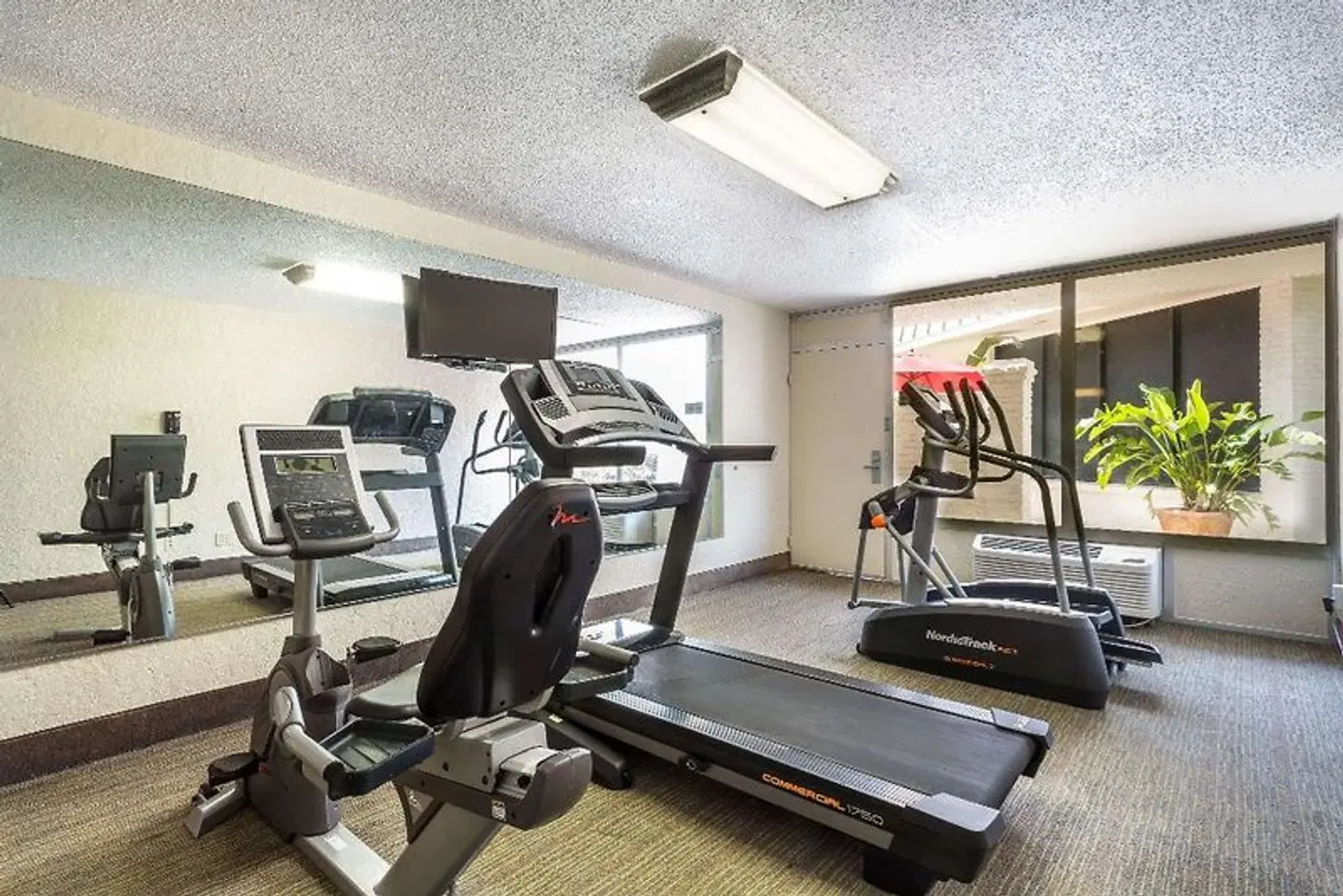 Ramada Inn Houma SPORTS_AND_LEISURE