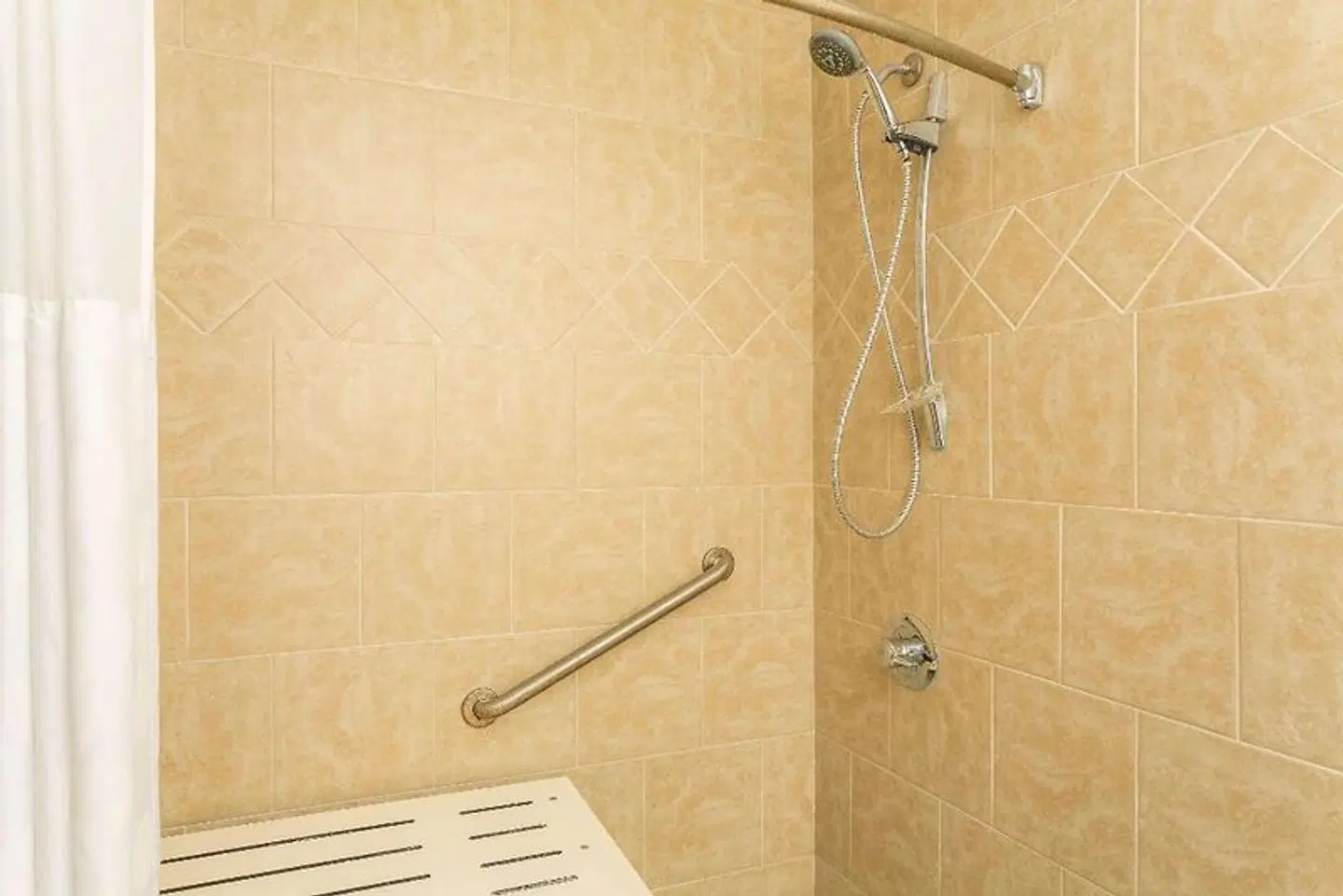 Ramada Inn Houma Badezimmer