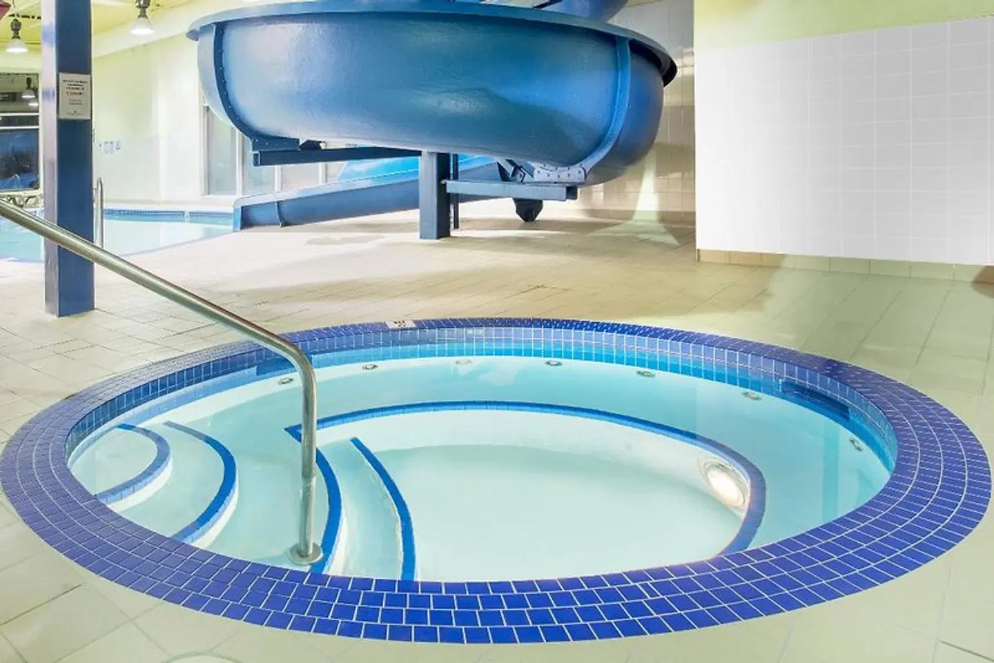 Ramada Inn & Suites Canmore HEALTH_BEAUTY