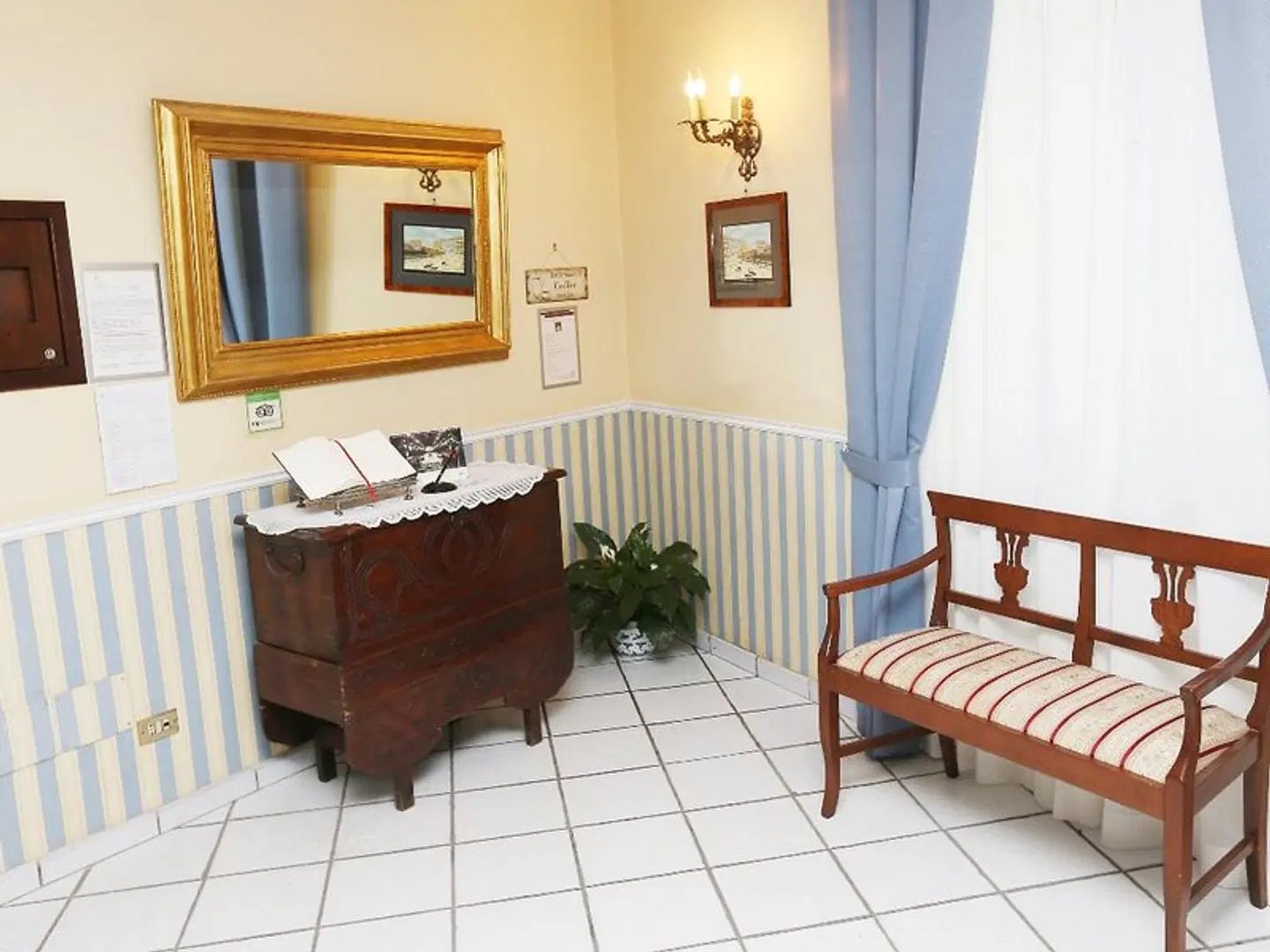 Santa Lucia 50 ROOM_EXAMPLE