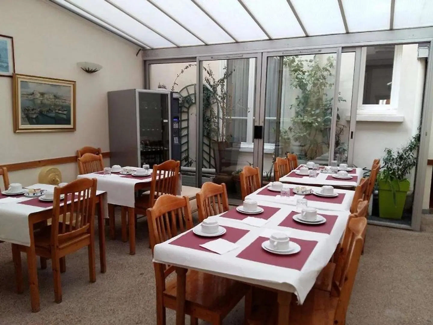 Du Roi René Restaurant
