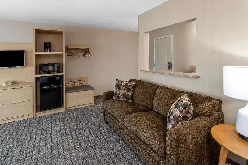 Days Inn & Suites by Wyndham Duluth by the Mall – Hotelfoto