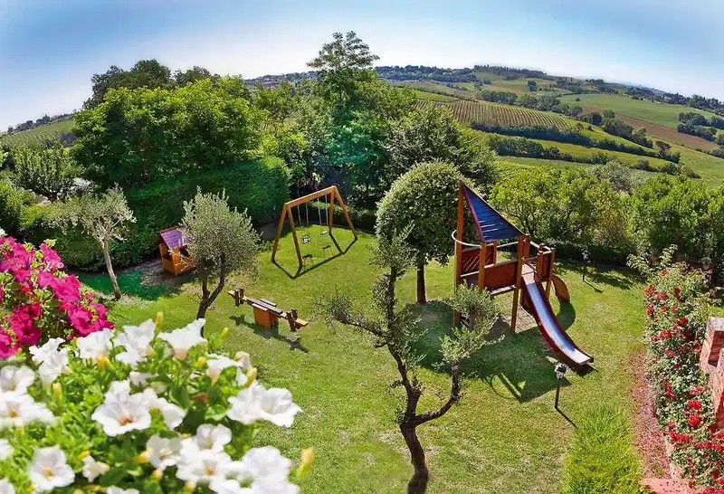 Borgo Tre Rose Hotel & Apartments – Hotelfoto