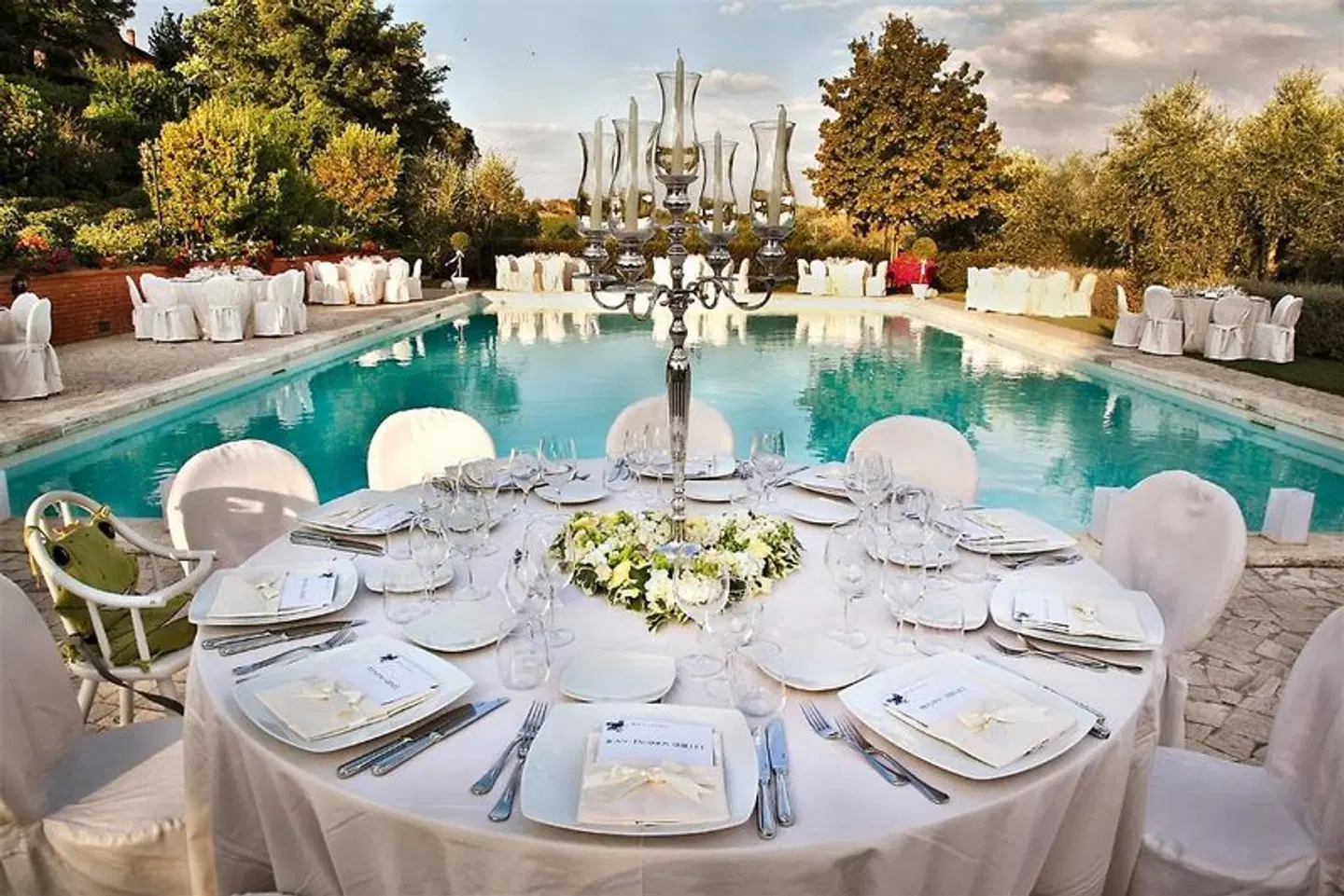 Borgo Tre Rose Hotel & Apartments OUTDOOR_POOL