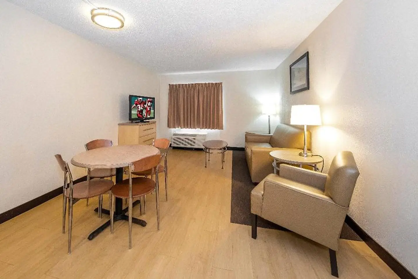 Red Roof Inn Myrtle Beach Hotel - Market Commons ROOM_EXAMPLE