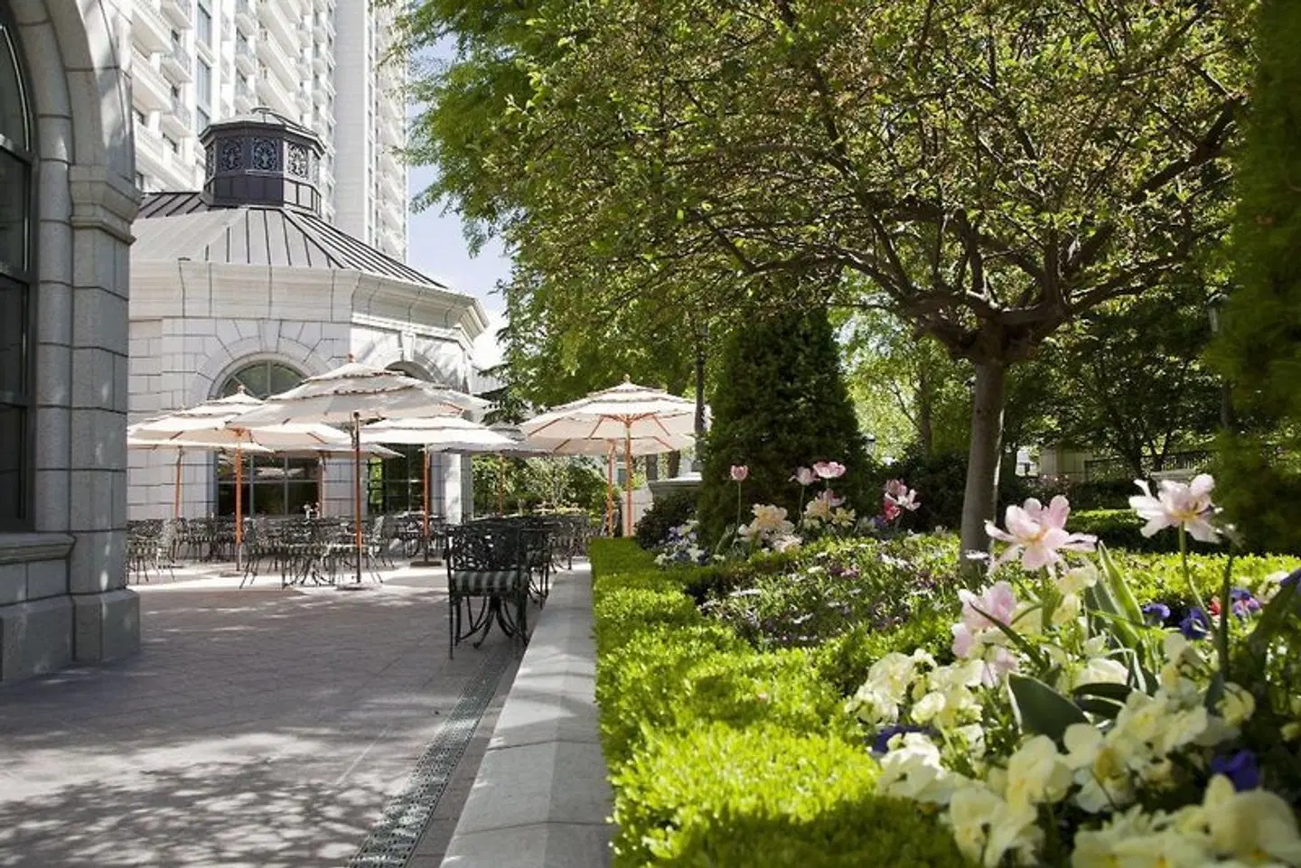 Grand America Hotel Garten