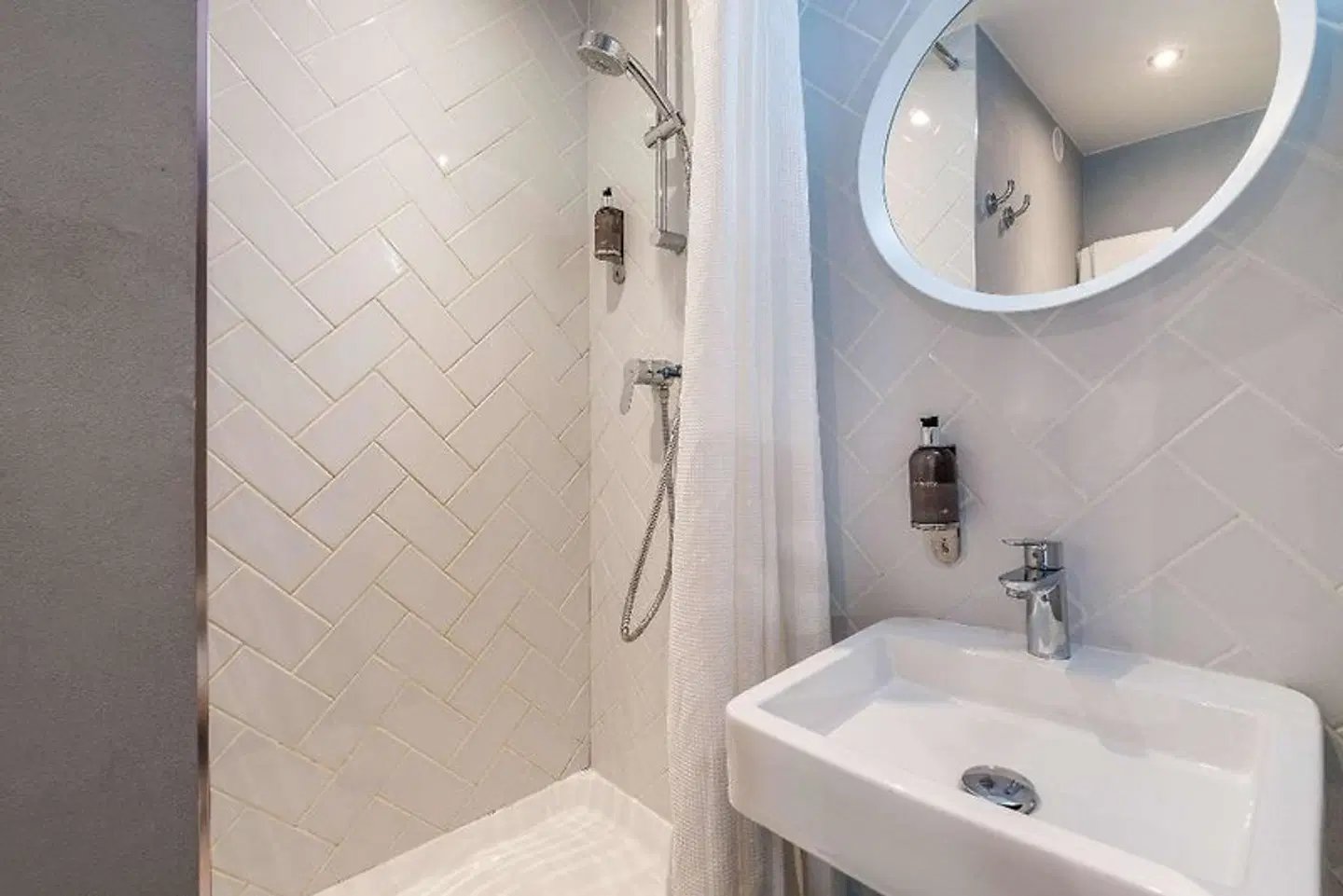 Hôtel Sanso by HappyCulture Badezimmer