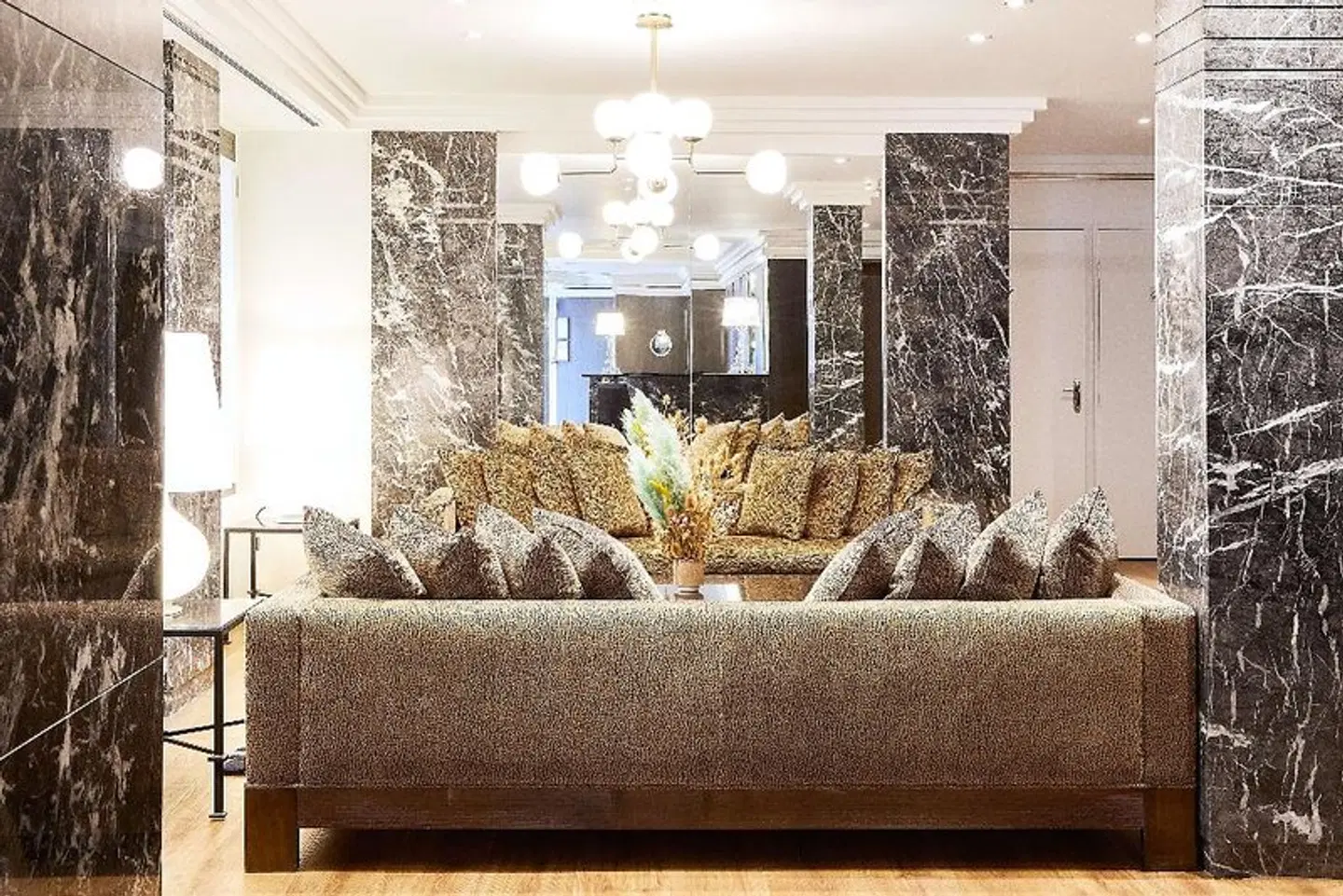 Plaza Tour Eiffel LOUNGE_LOBBY