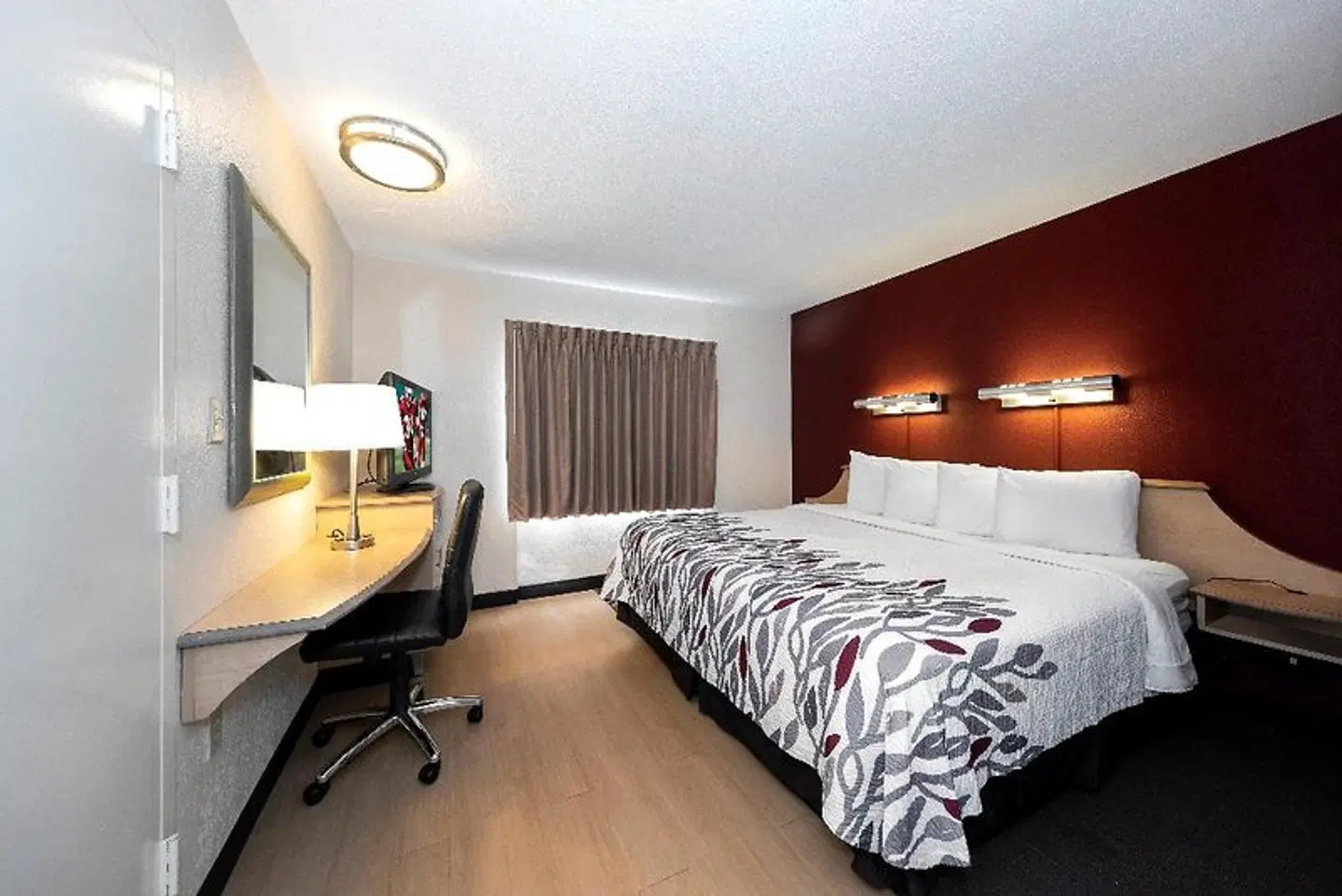 Red Roof Inn Myrtle Beach Hotel - Market Commons ROOM_EXAMPLE