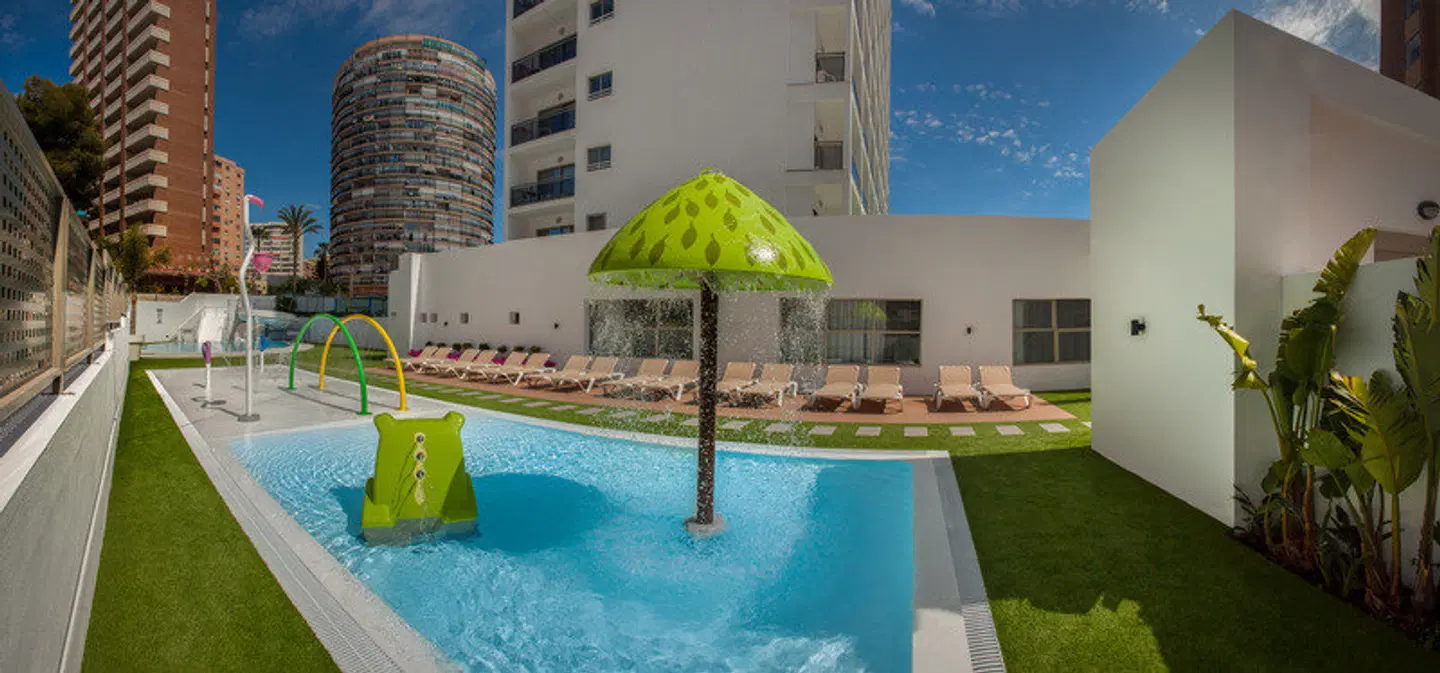 Hotel RH Princesa OUTDOOR_POOL